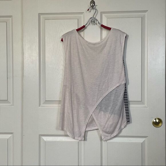 Rebecca Beeson Asymmetrical Sleeveless Scoop Neck Tee, size 2 - Picture 8 of 16